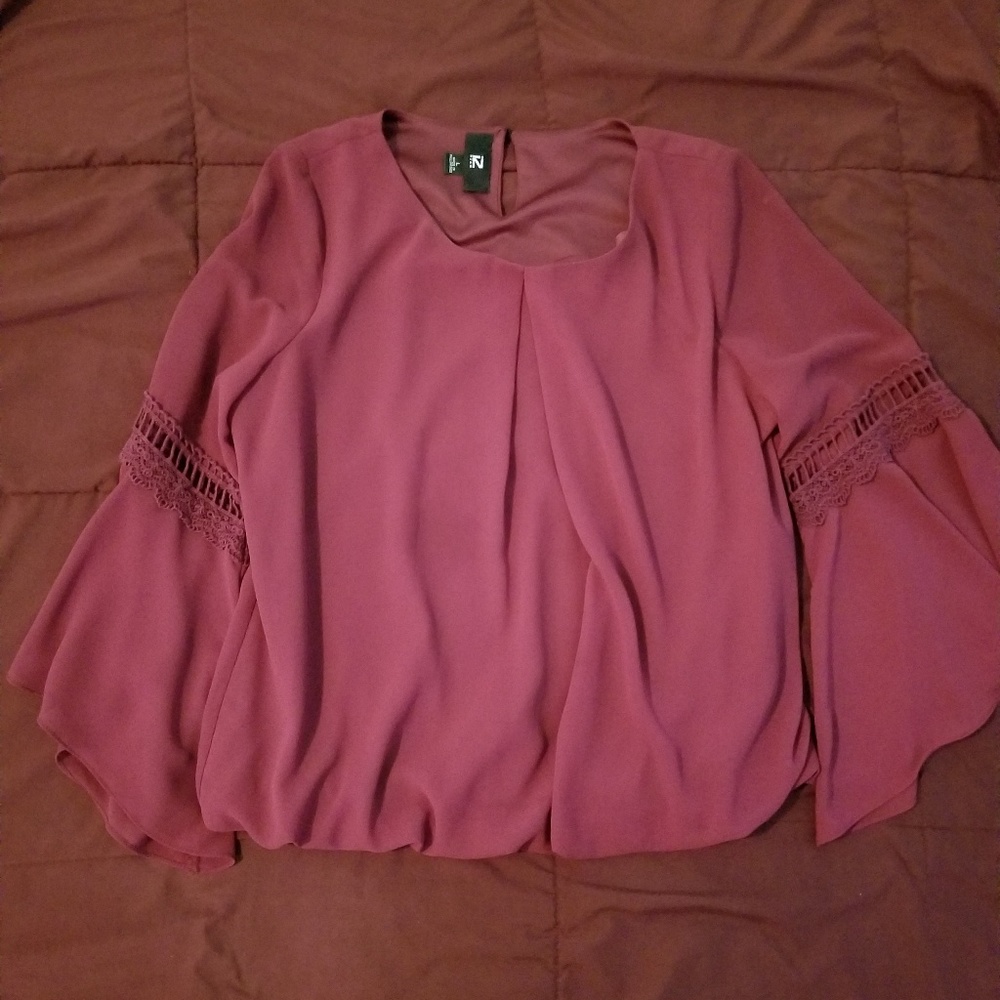Maroon flowy blouse